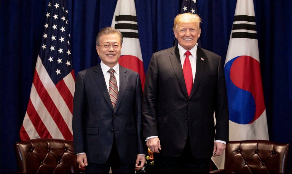Donald Trump und Ministerpräsident Moon von Südkorea